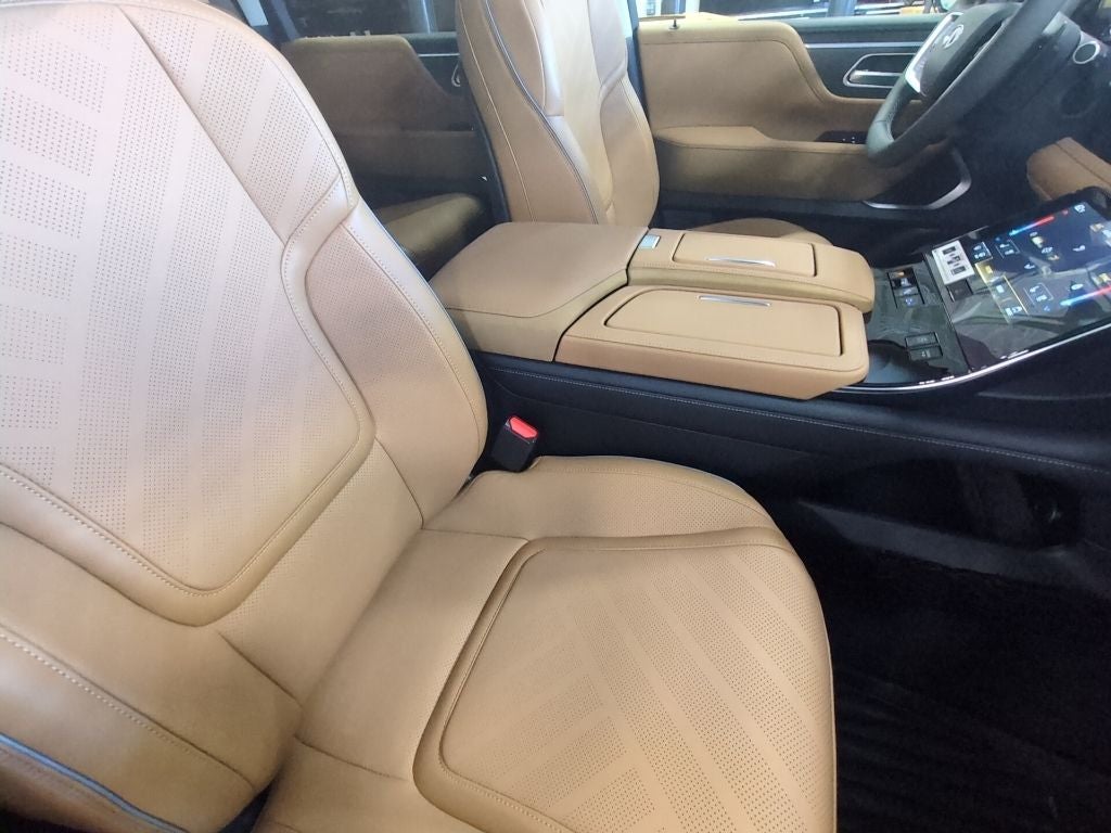 2026 INFINITI QX80 Luxe 2WD