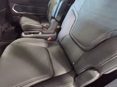 2027 INFINITI QX80 Luxe 2WD