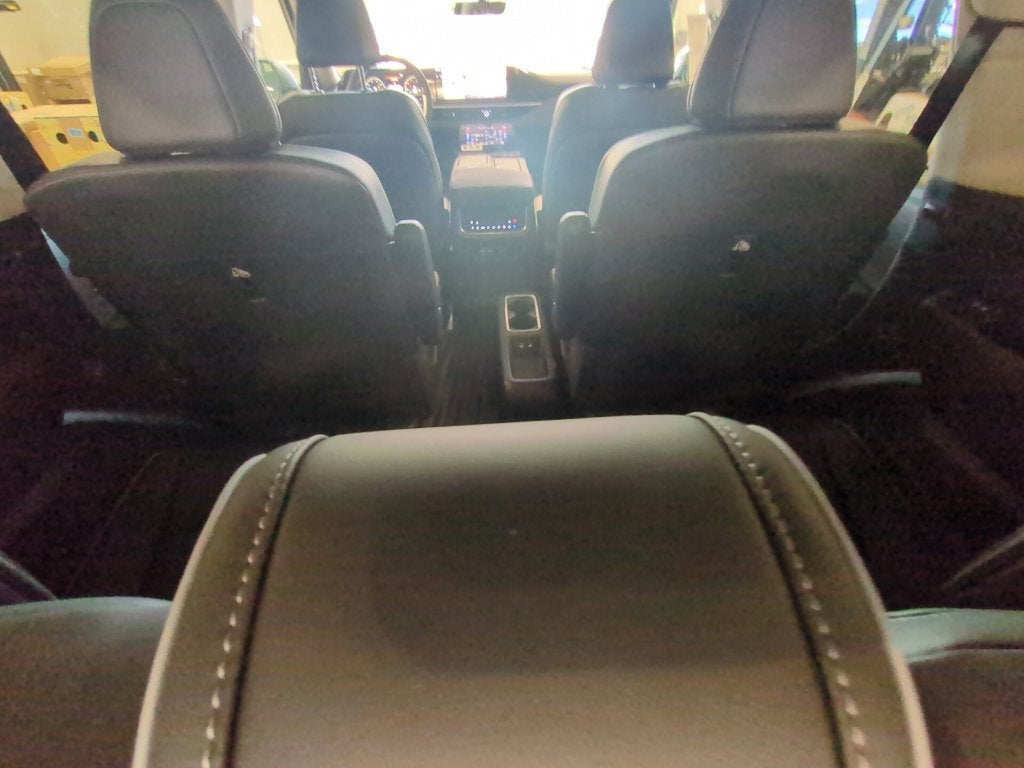 2027 INFINITI QX80 Luxe 2WD