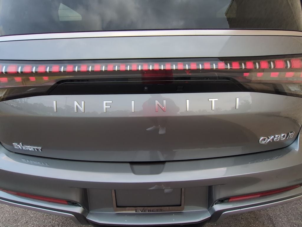 2026 INFINITI QX80 Luxe 4WD