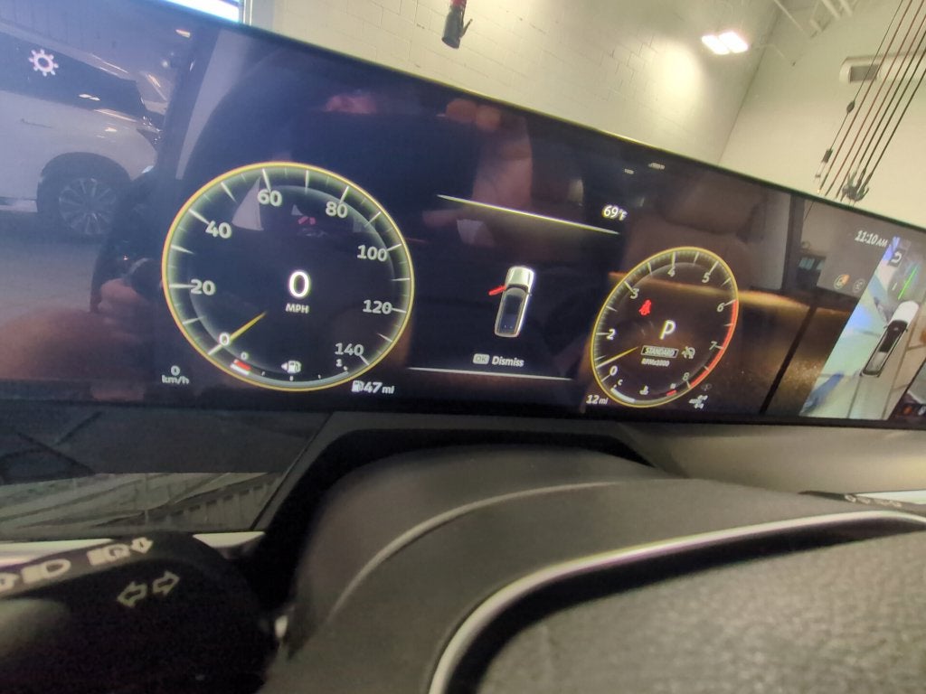 2027 INFINITI QX80 Luxe 4WD