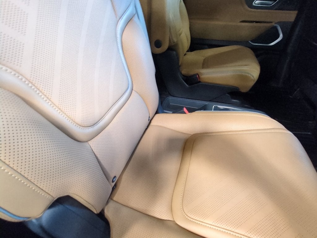 2027 INFINITI QX80 Luxe 4WD