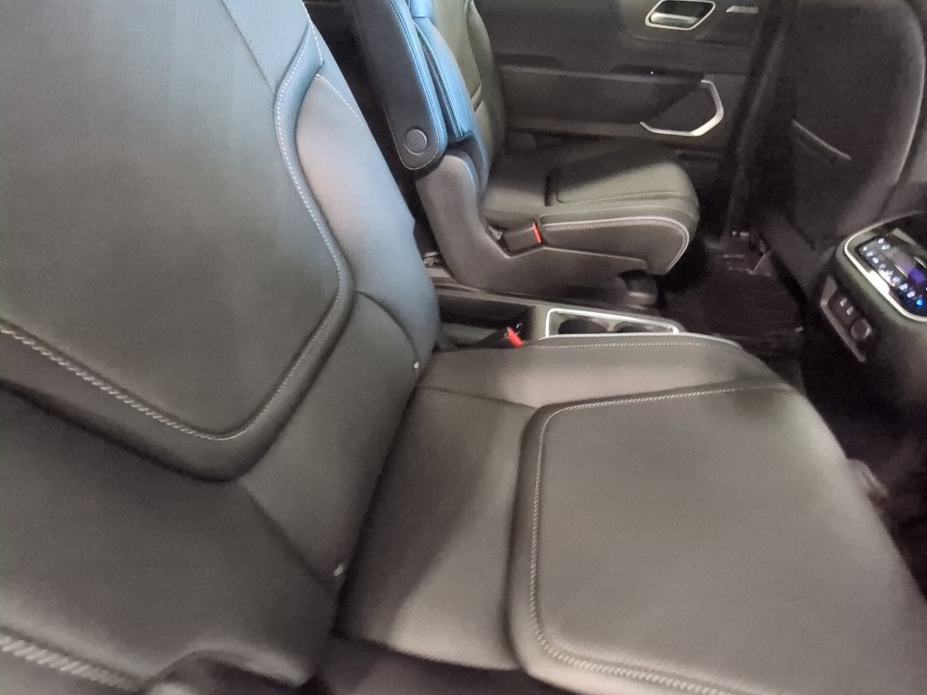 2027 INFINITI QX80 Luxe 4WD