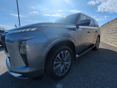 2027 INFINITI QX80 Luxe 4WD
