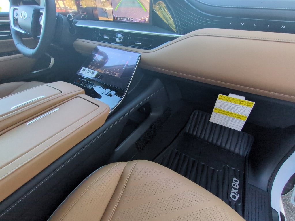 2027 INFINITI QX80 Luxe 4WD