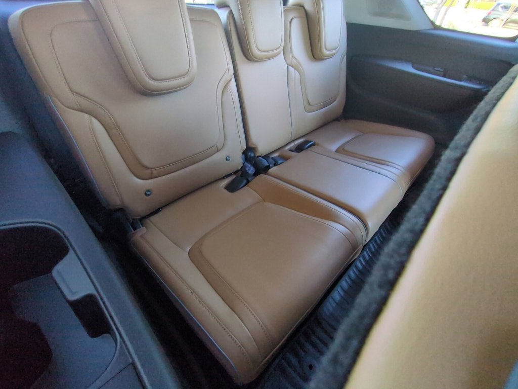 2027 INFINITI QX80 Luxe 4WD