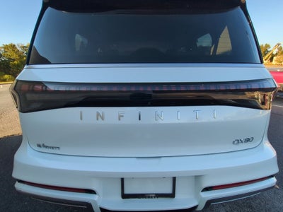 2027 INFINITI QX80 Luxe 4WD
