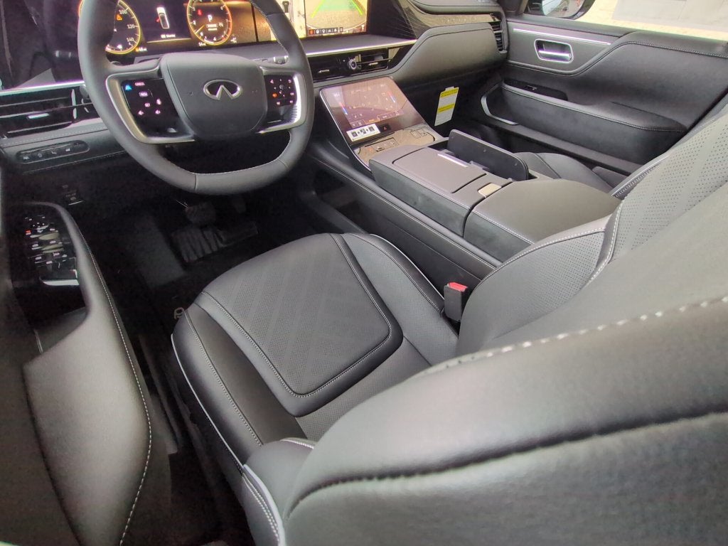2027 INFINITI QX80 Luxe 4WD