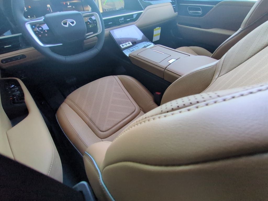 2027 INFINITI QX80 Luxe 4WD