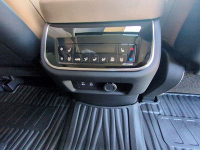 2027 INFINITI QX80 Luxe 4WD
