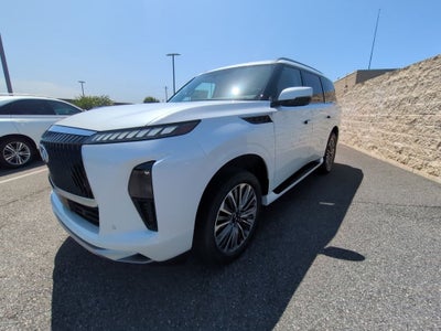 2027 INFINITI QX80 Luxe 4WD