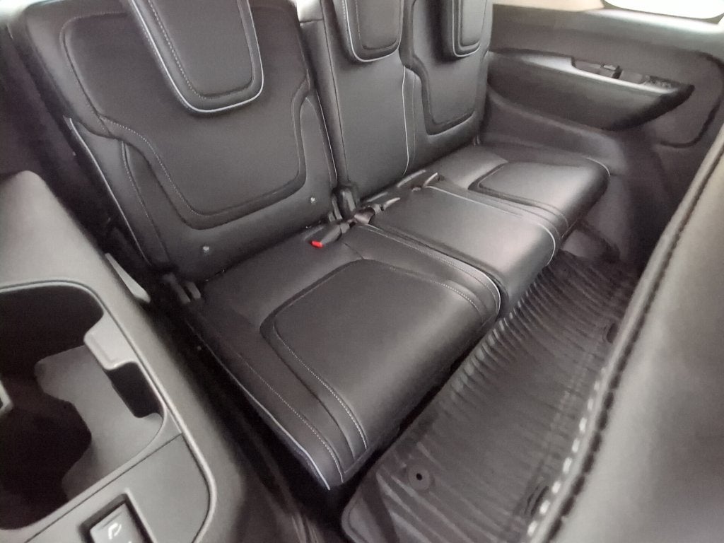 2027 INFINITI QX80 Luxe 4WD