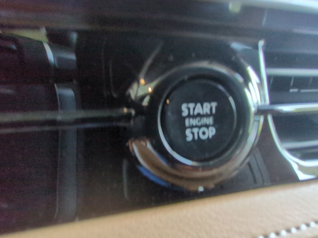 2027 INFINITI QX80 Luxe 4WD