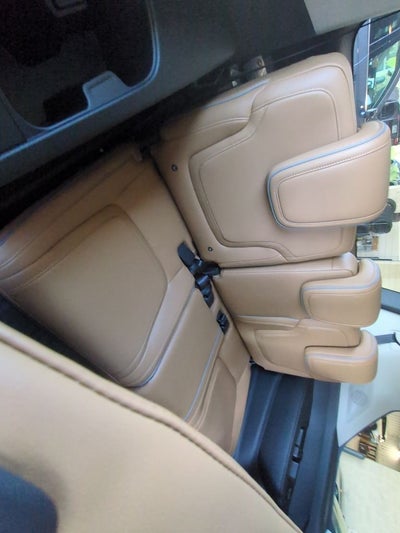 2027 INFINITI QX80 Luxe 4WD