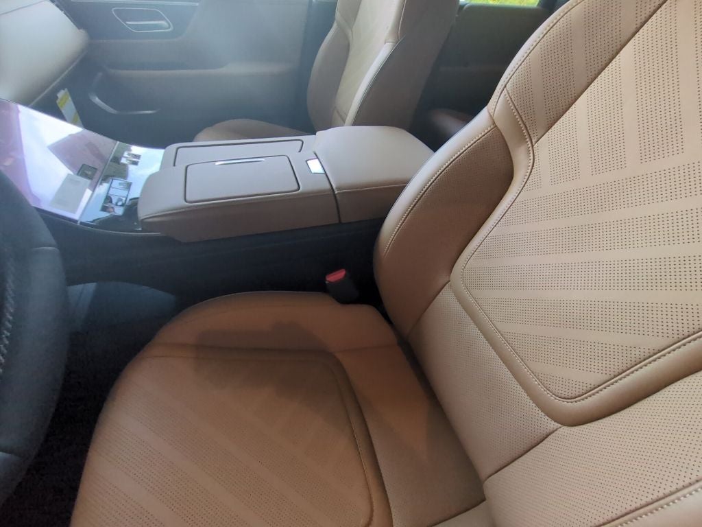 2027 INFINITI QX80 Luxe 4WD