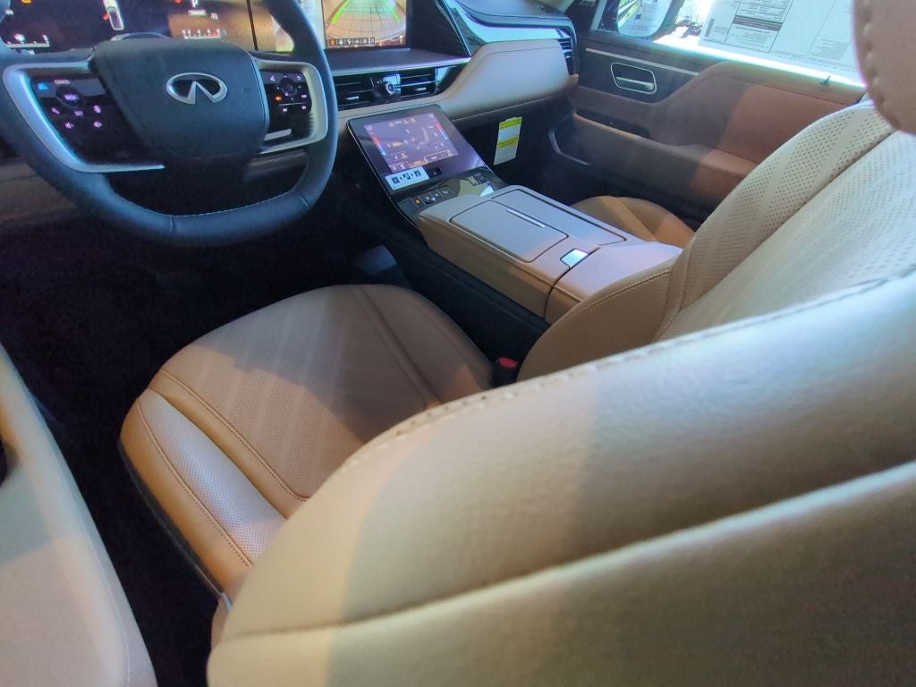 2027 INFINITI QX80 Luxe 4WD