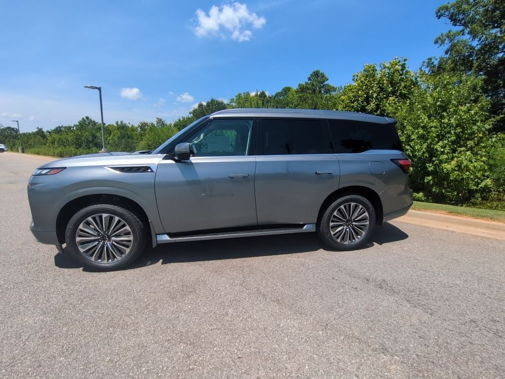 2027 INFINITI QX80 Luxe 4WD