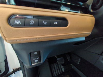2027 INFINITI QX80 Luxe 4WD