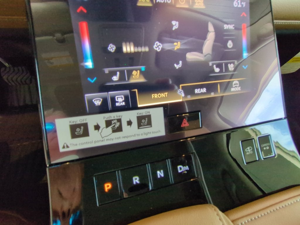 2027 INFINITI QX80 Luxe 4WD