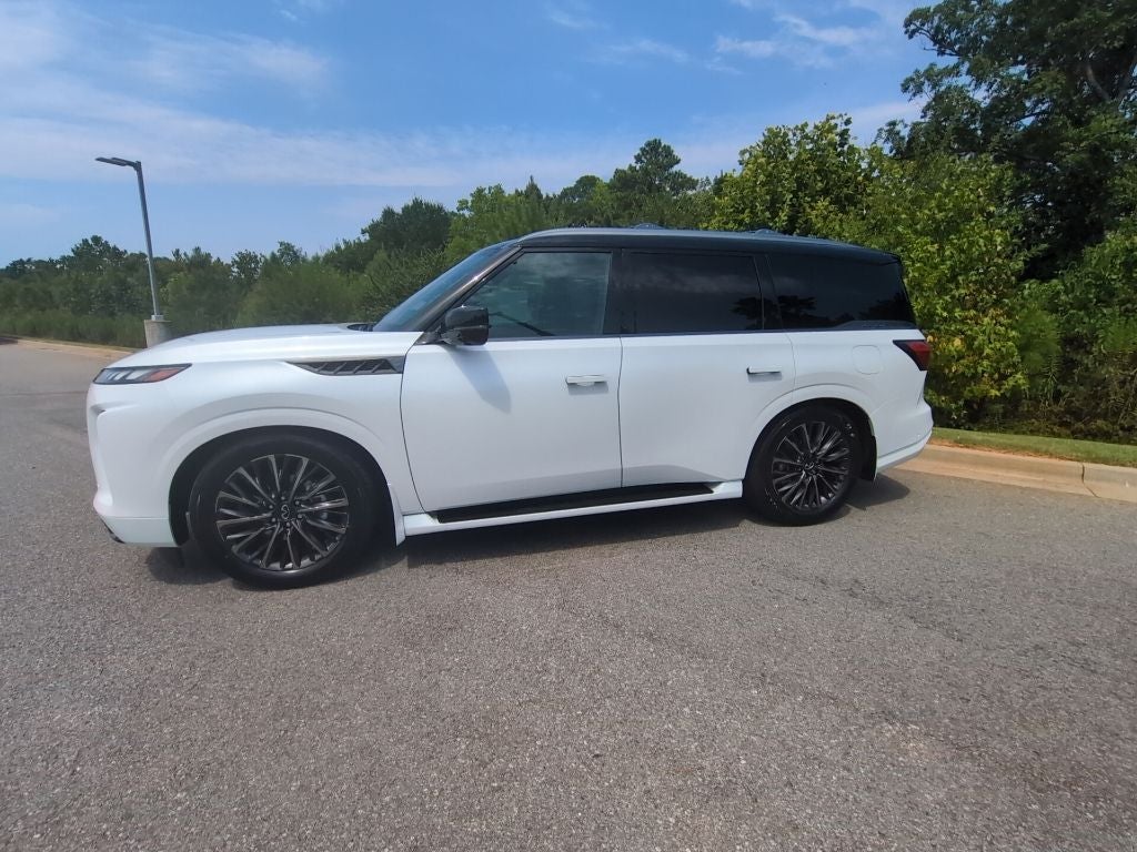 2027 INFINITI QX80 Autograph 4WD