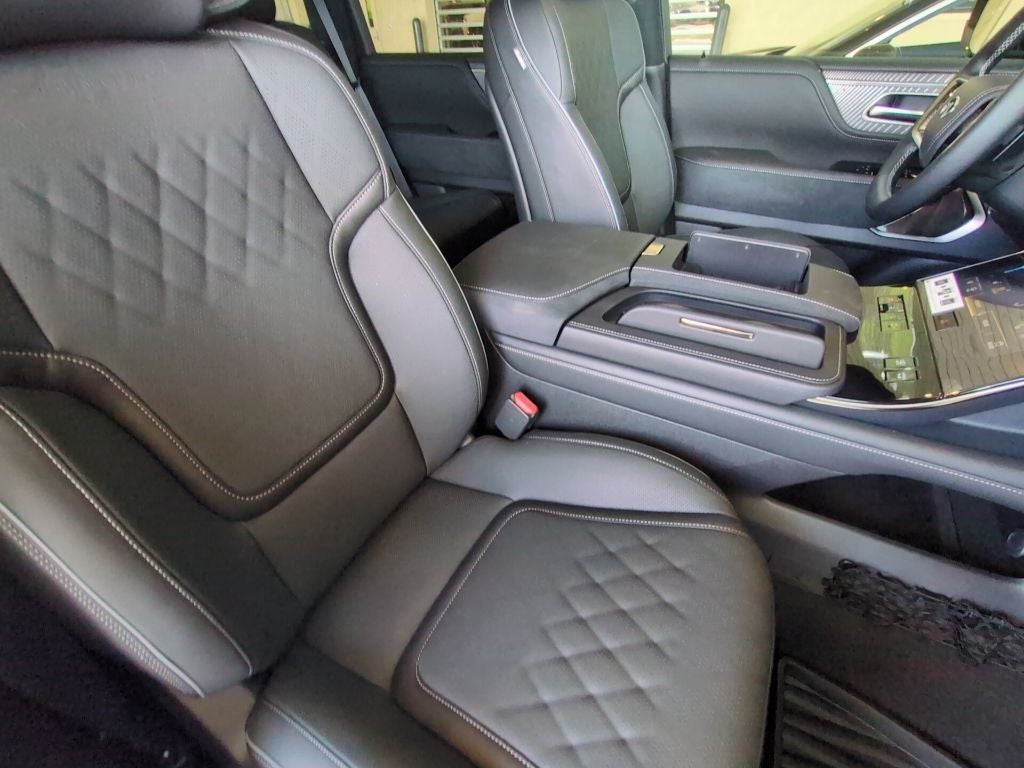 2027 INFINITI QX80 Autograph 4WD