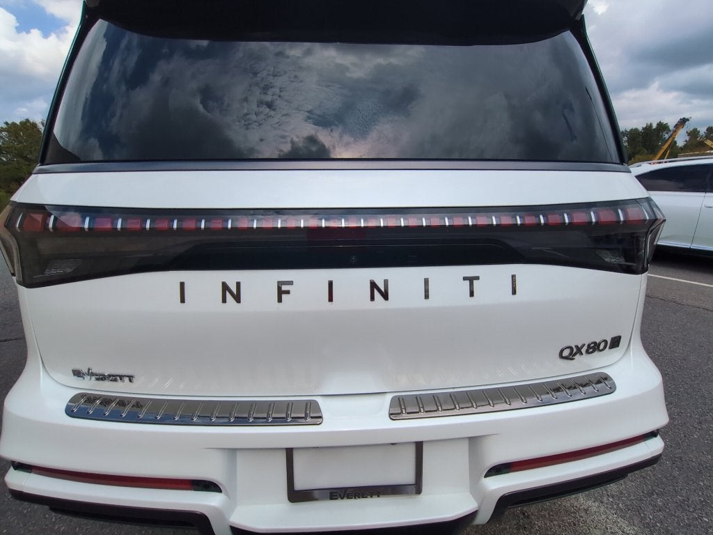 2027 INFINITI QX80 Autograph 4WD