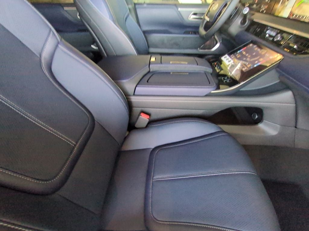 2027 INFINITI QX80 Sport 4WD