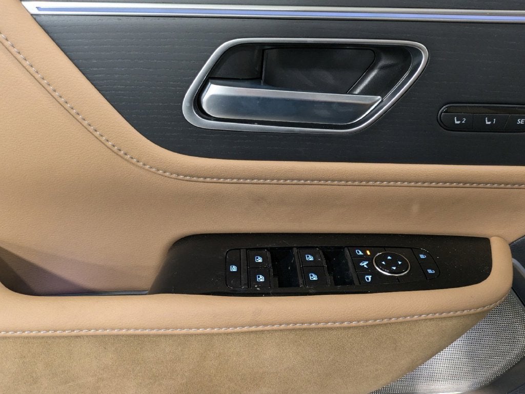 2025 INFINITI QX80 Sensory 4WD