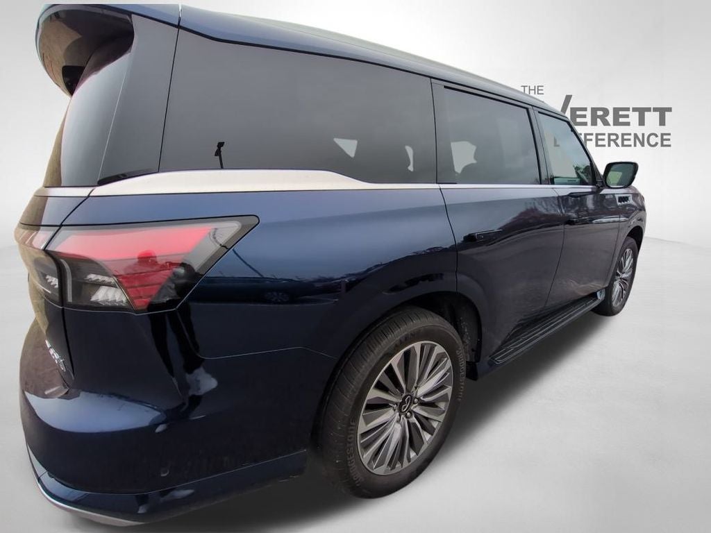2025 INFINITI QX80 Sensory 4WD