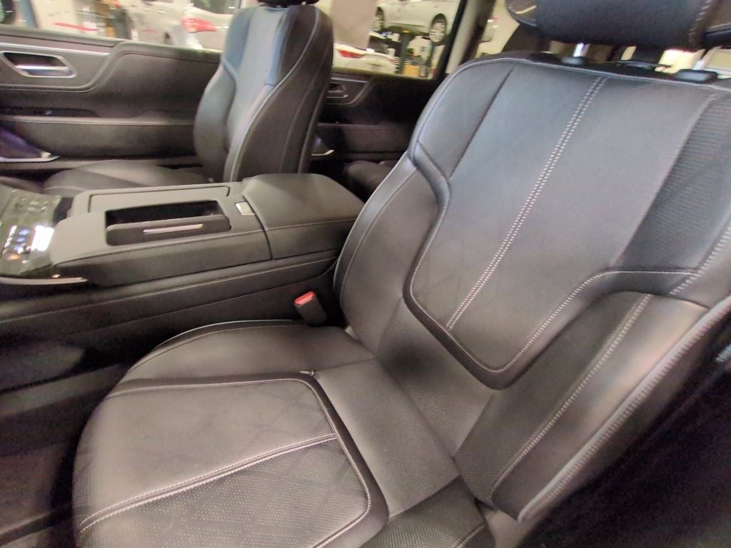 2025 INFINITI QX80 Sensory 4WD