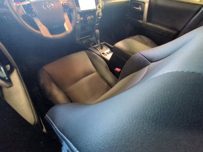 2022 Toyota 4Runner SR5 Premium