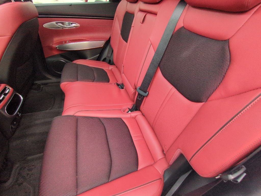 2022 Genesis GV70 2.5T Sport Prestige