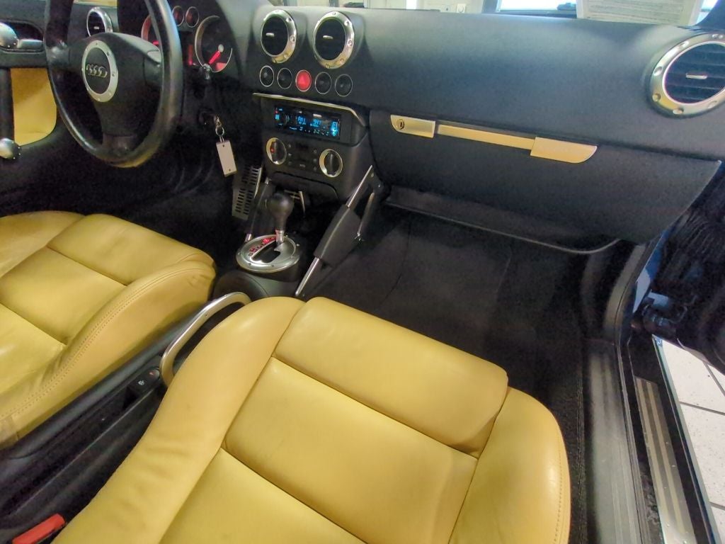 2004 Audi TT 3.2L quattro