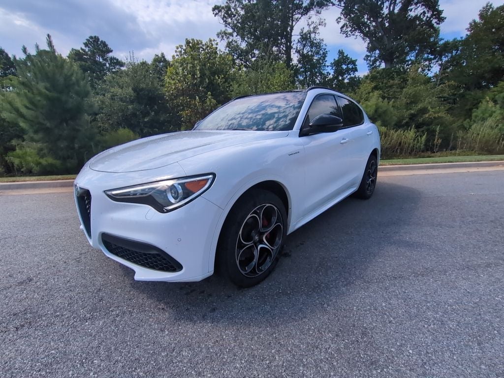 2023 Alfa Romeo Stelvio Veloce