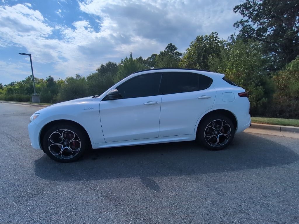 2023 Alfa Romeo Stelvio Veloce