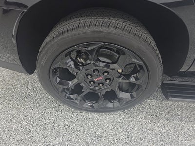 2025 GMC Yukon Denali Ultimate