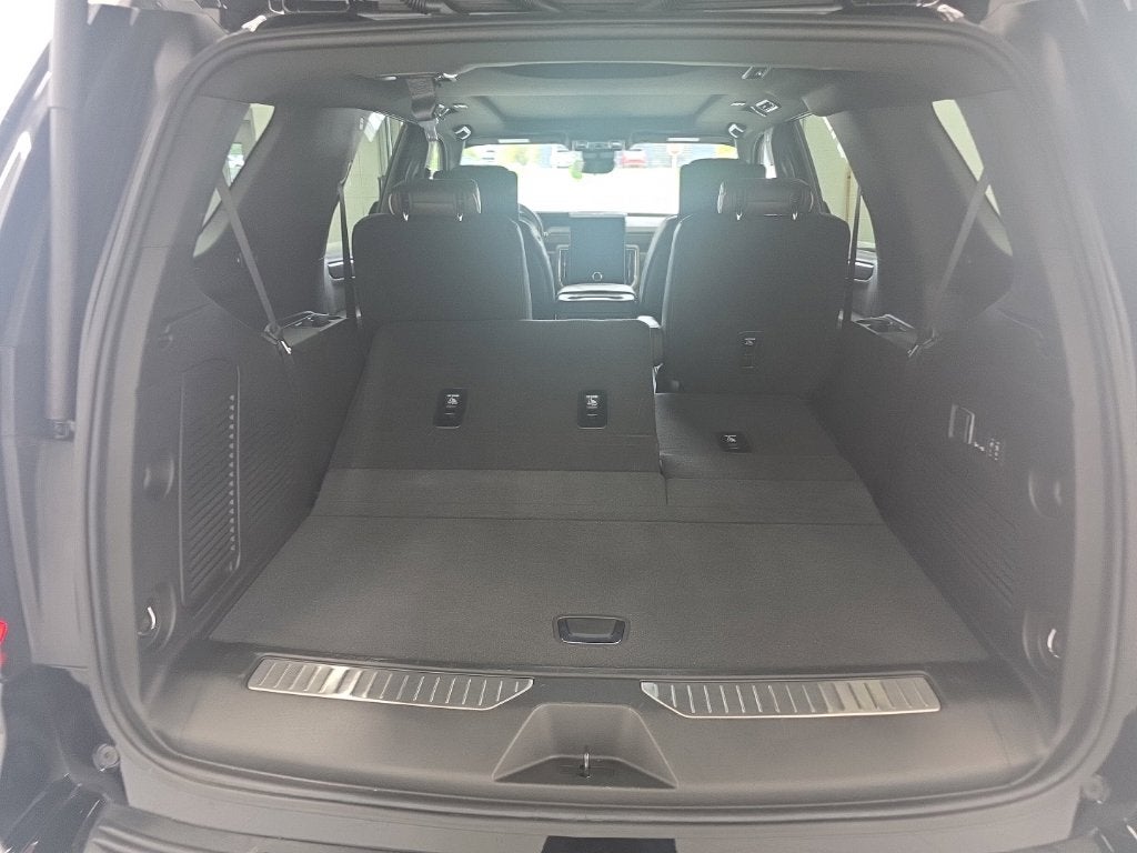 2025 GMC Yukon Denali Ultimate