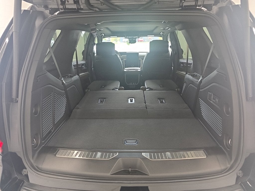 2025 GMC Yukon Denali Ultimate