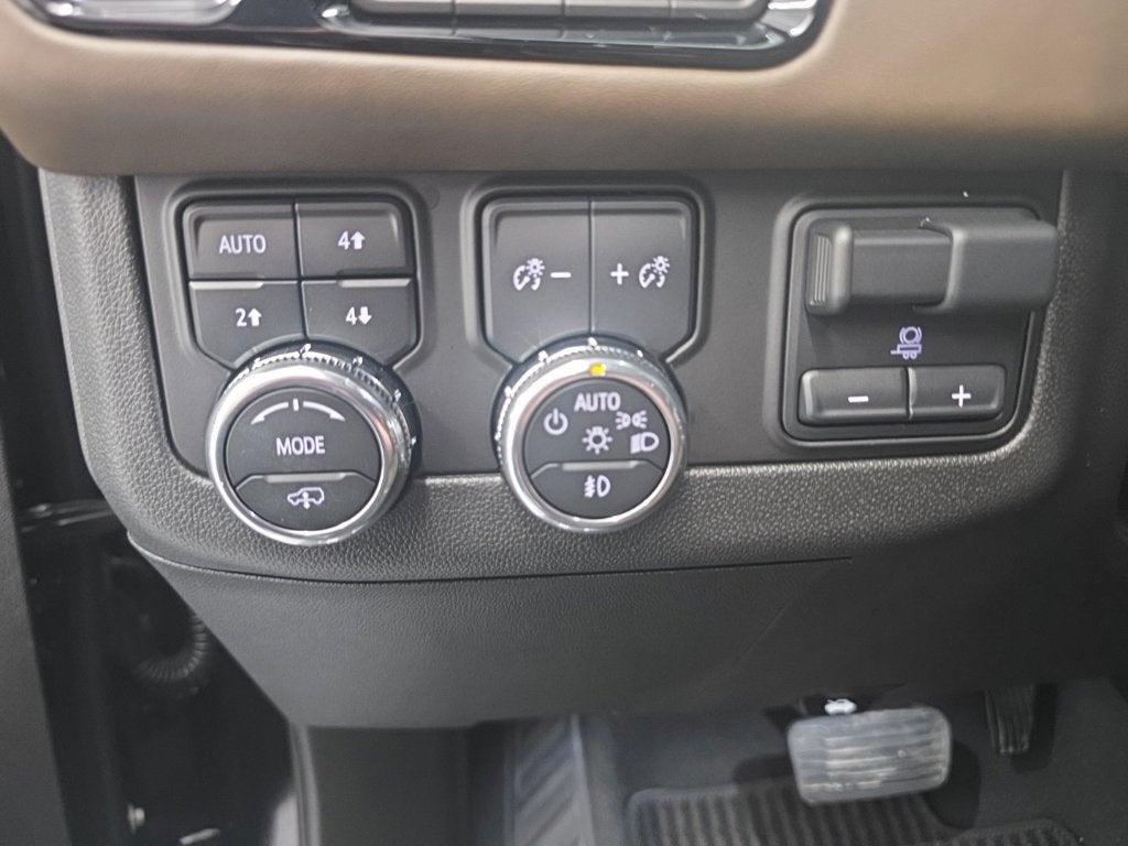 2025 GMC Yukon Denali Ultimate