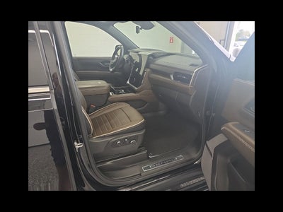 2025 GMC Yukon Denali Ultimate