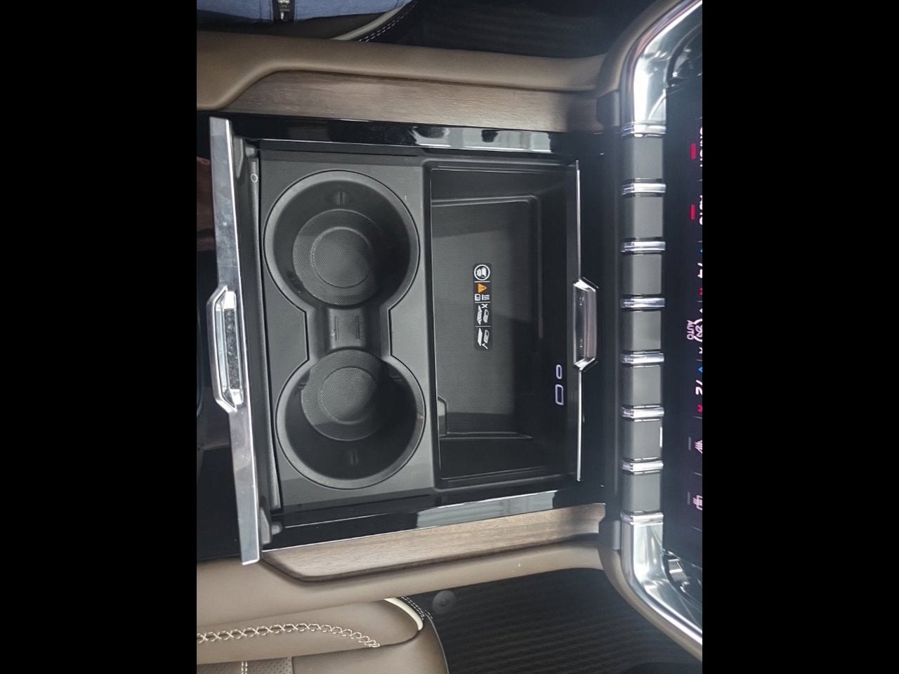 2025 GMC Yukon Denali Ultimate
