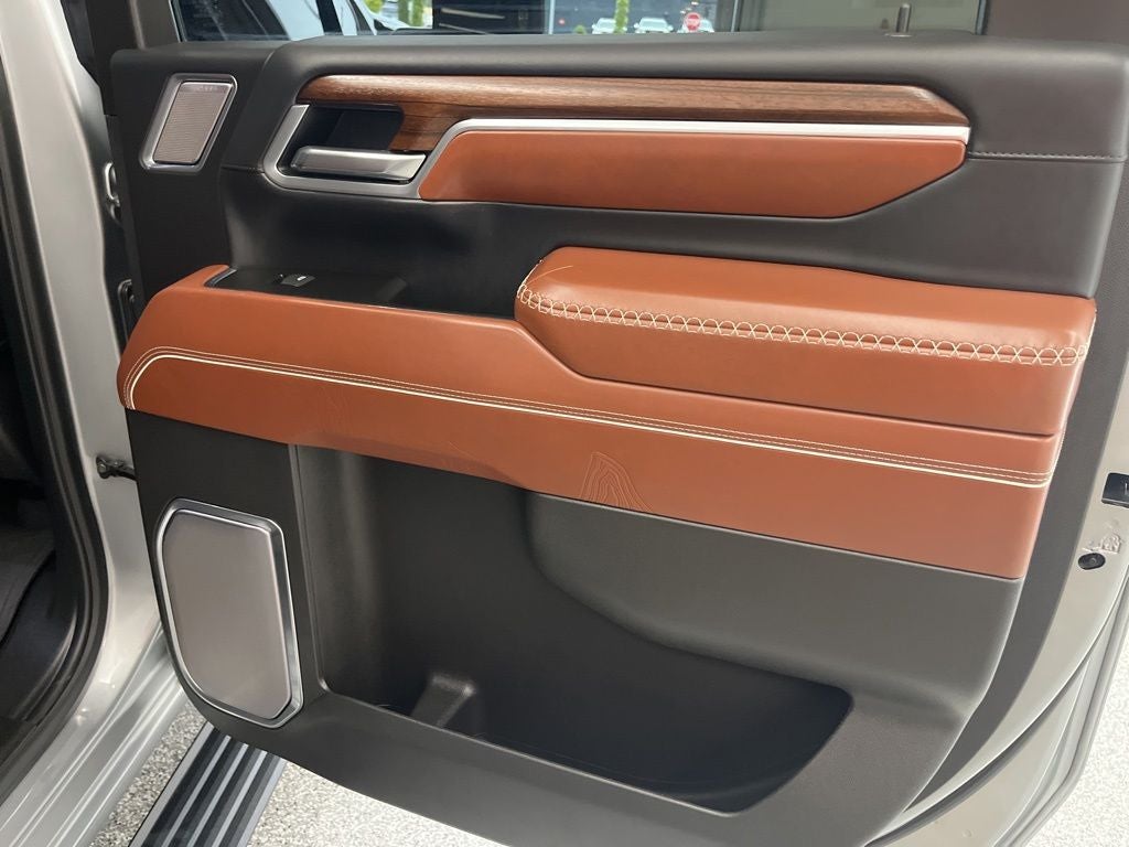 2025 GMC Sierra 2500HD Denali Ultimate