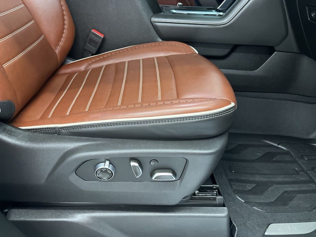 2025 GMC Sierra 2500HD Denali Ultimate
