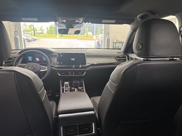 2026 Volkswagen Atlas Cross Sport 2.0T SEL R-Line Black