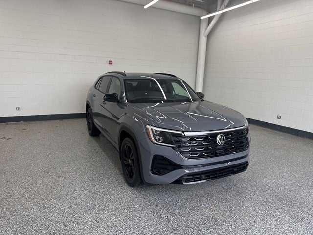 2026 Volkswagen Atlas Cross Sport 2.0T SEL R-Line Black