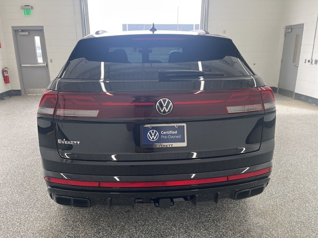2026 Volkswagen Atlas Cross Sport 2.0T SEL R-Line Black