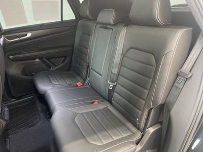 2026 Volkswagen Atlas Cross Sport 2.0T SEL R-Line Black