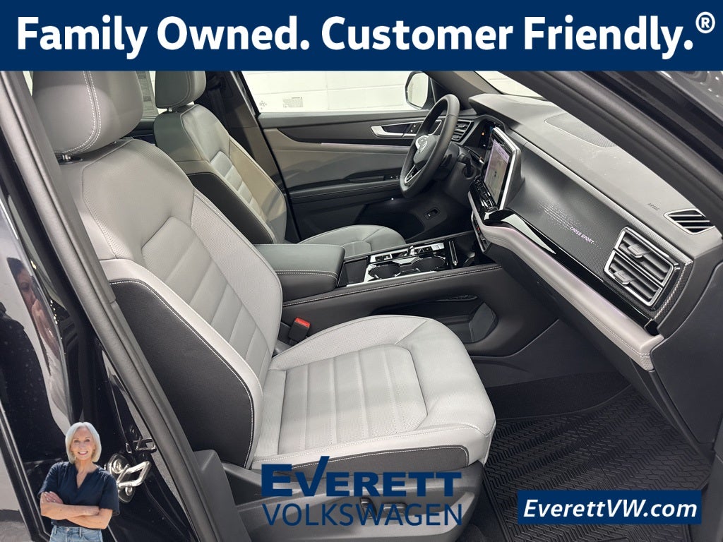 2026 Volkswagen Atlas Cross Sport 2.0T SEL R-Line Black