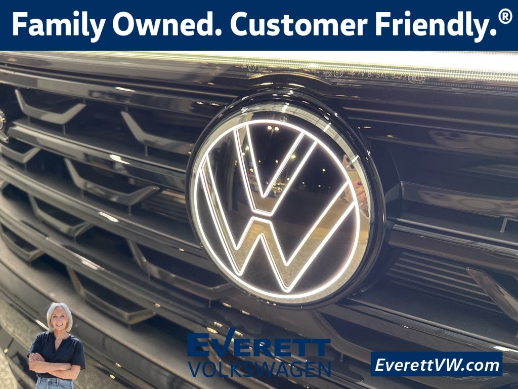 2026 Volkswagen Atlas Cross Sport 2.0T SEL R-Line Black