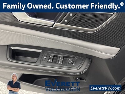 2026 Volkswagen Atlas Cross Sport 2.0T SEL R-Line Black